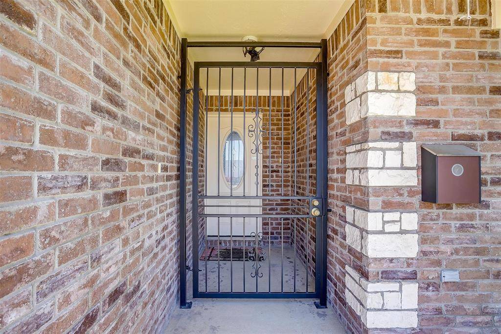Fort Worth, TX 76115,4233 Lubbock Avenue