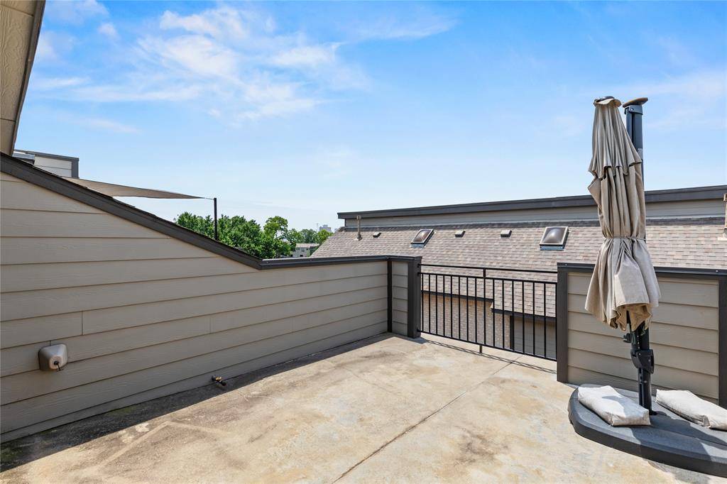 Dallas, TX 75206,5909 Ross Avenue #2