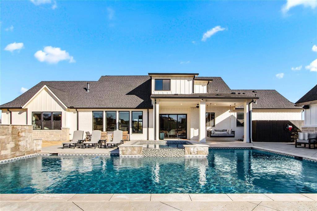 Northlake, TX 76247,200 Sutherland Crescent