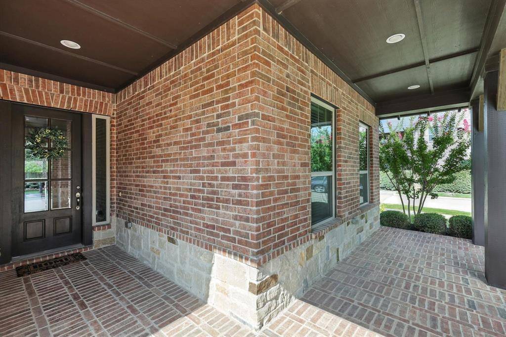 Arlington, TX 76005,1200 Bull Valley Way