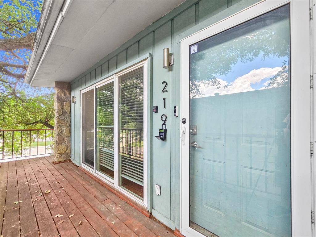 Dallas, TX 75231,6620 Eastridge Drive #219