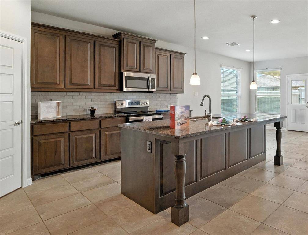 Northlake, TX 76247,2424 Jack Rabbit Way