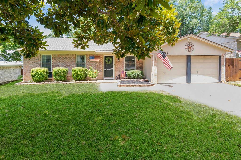 5807 Shady Hill Lane, Arlington, TX 76016