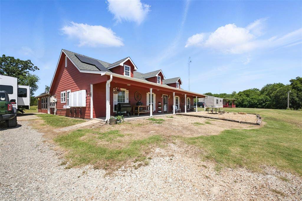 Bonham, TX 75418,3823 State Highway 11