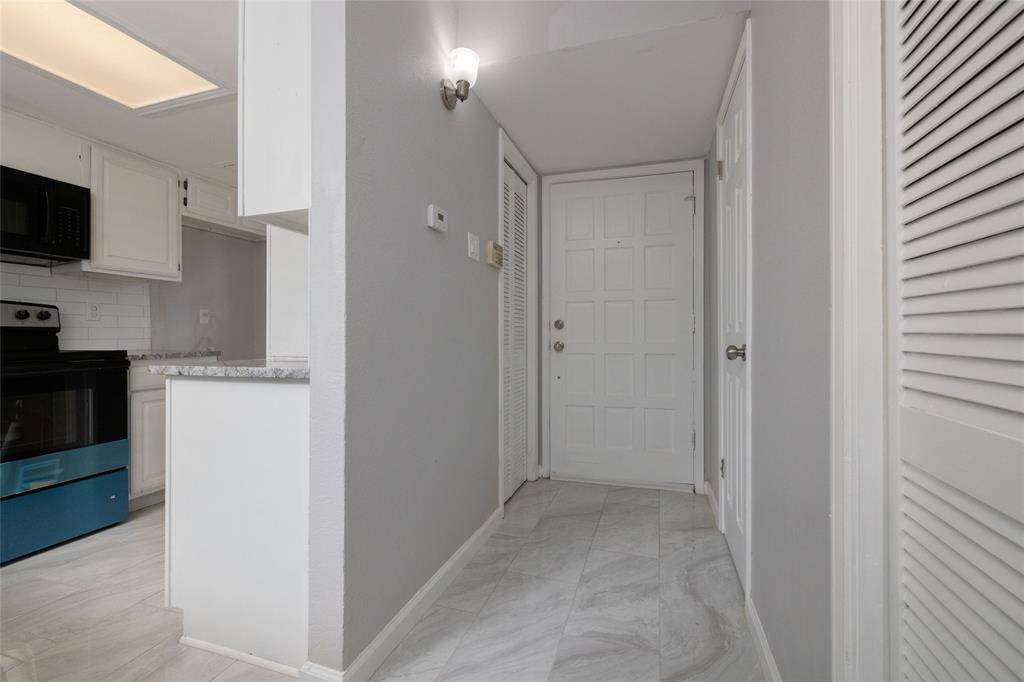 Arlington, TX 76011,2100 Park Willow Lane #D