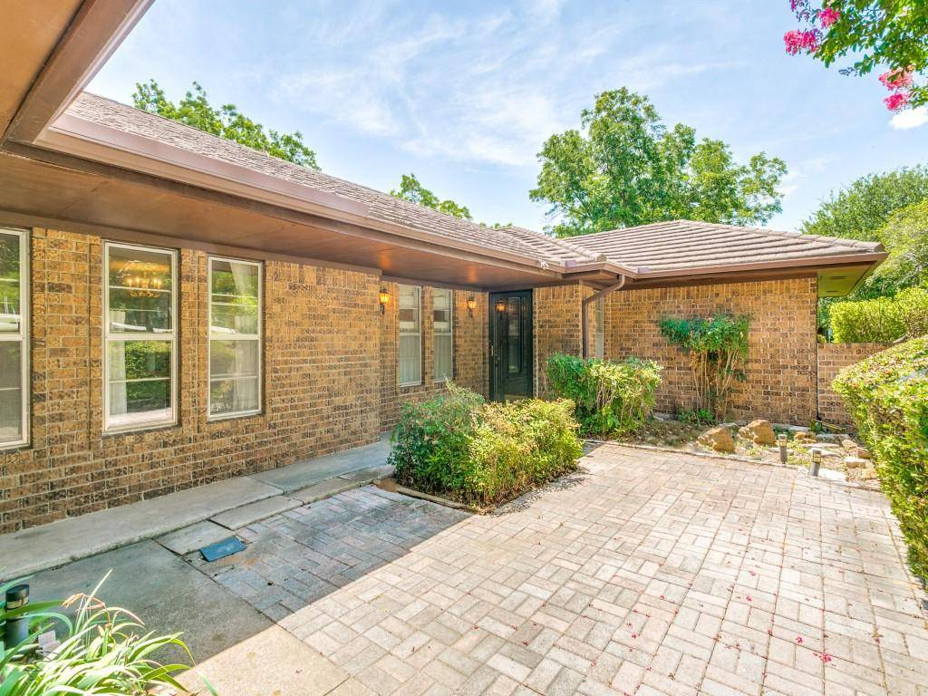 Irving, TX 75061,1132 N Irving Heights Drive