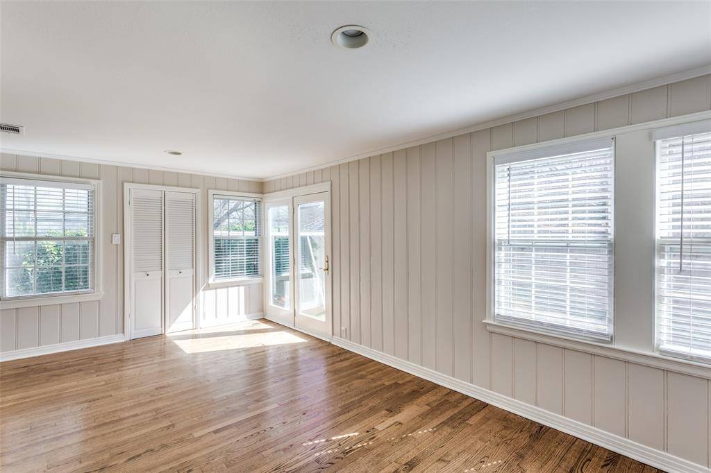 Dallas, TX 75214,2502 Hillside Drive