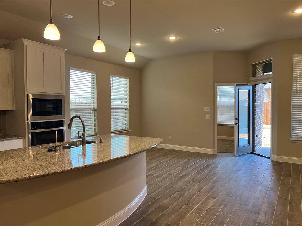 Celina, TX 75009,948 Slate Lane