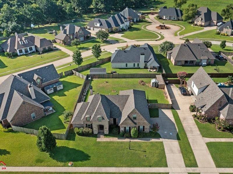Benton, LA 71006,306 Plum Orchard Lane