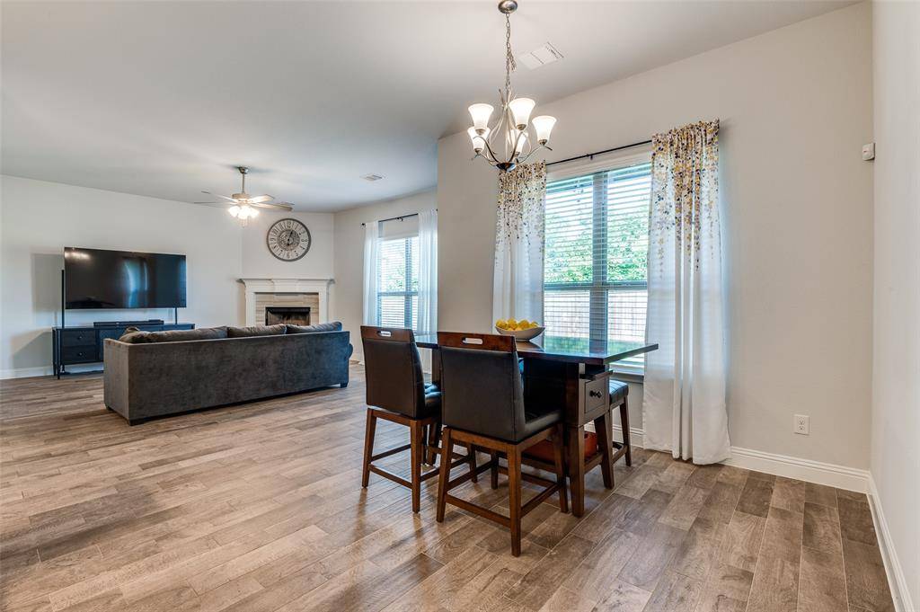 Grand Prairie, TX 75052,5819 Pamela Way