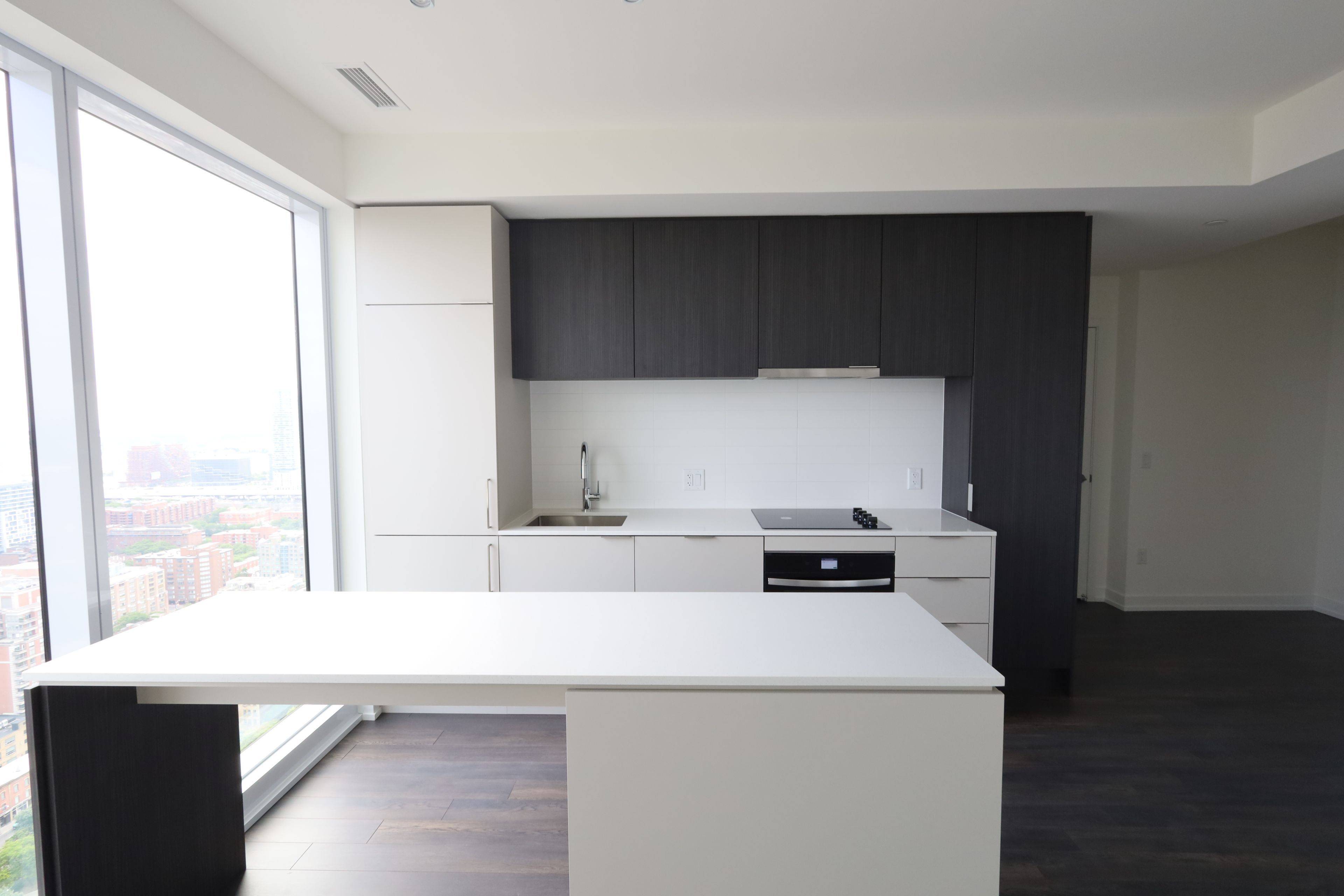 89 Church ST #4206, Toronto C08, ON M5C 0B8