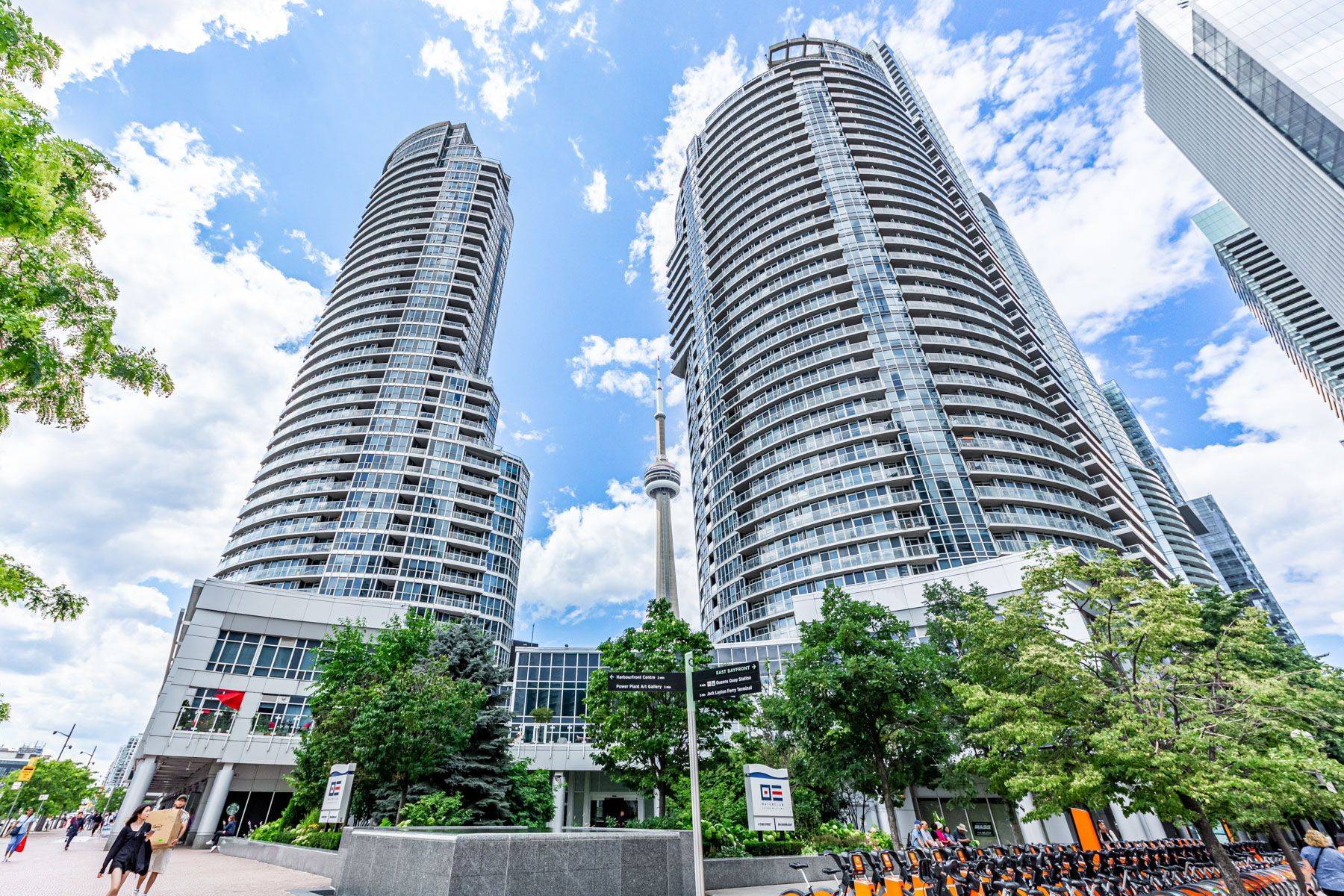 208 Queens Quay WAY W #2301, Toronto C01, ON M5J 2Y5