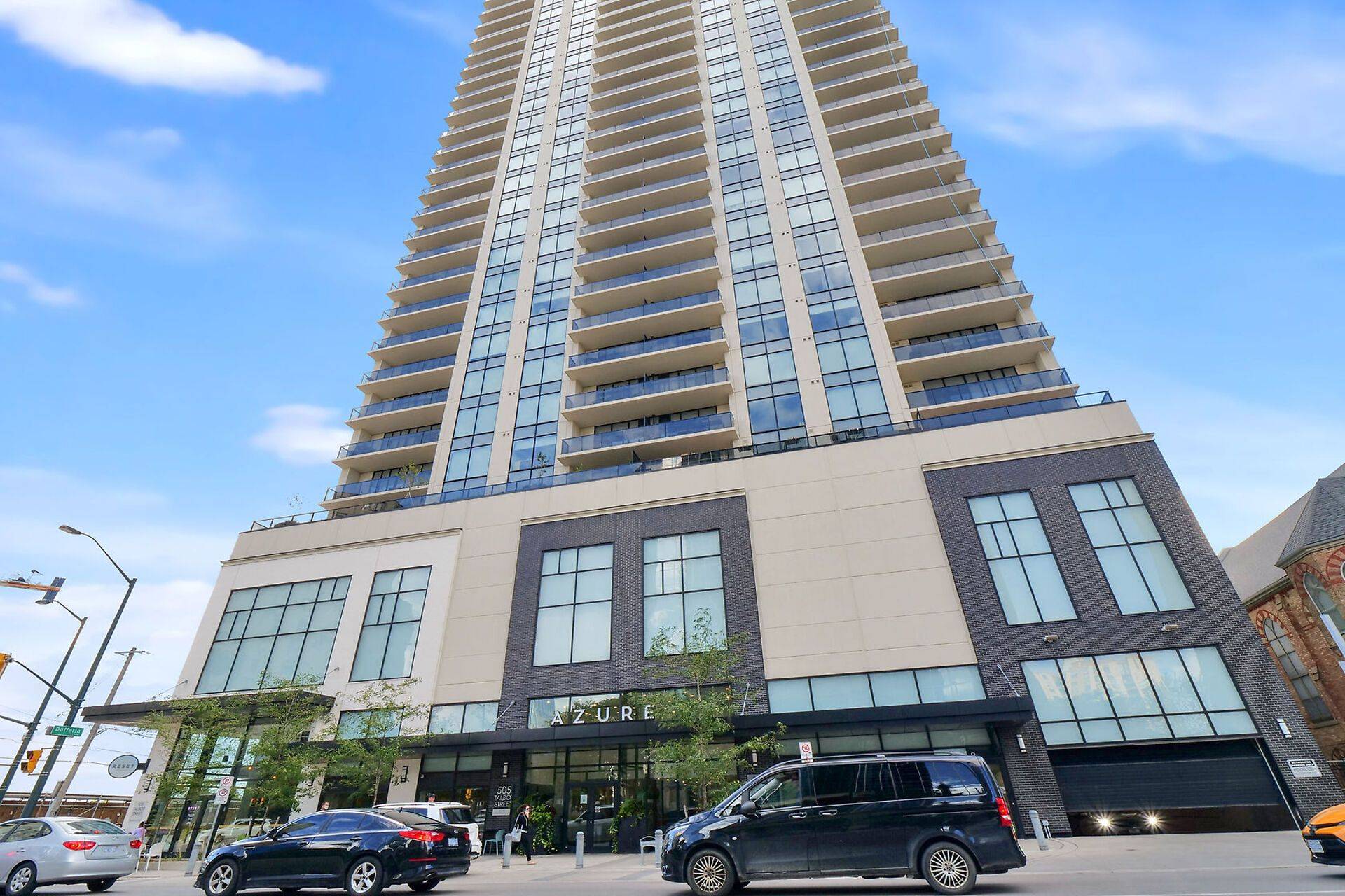 505 TALBOT ST #904, London East, ON N6A 2S6