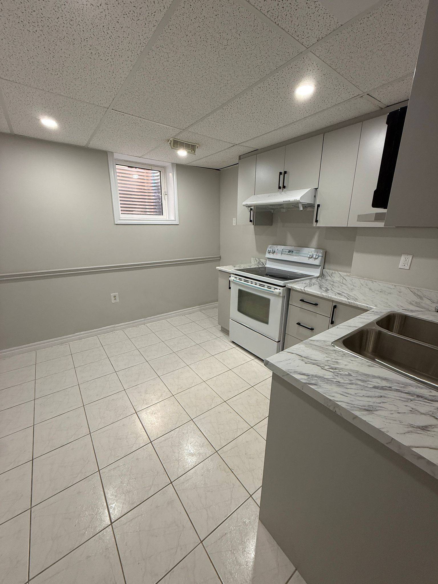 Grimsby, ON L3M 5A8,23 Princess BLVD