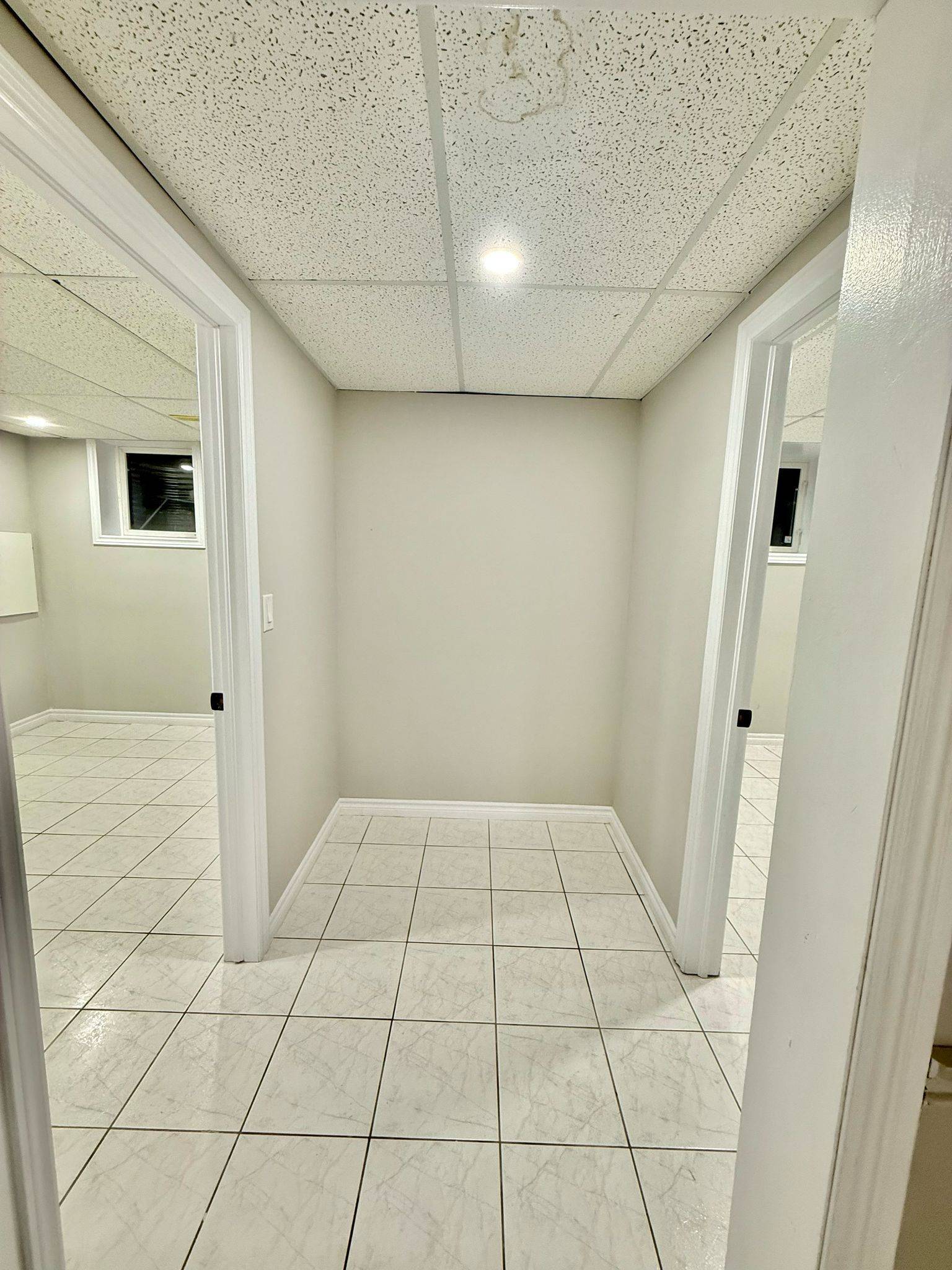 Grimsby, ON L3M 5A8,23 Princess BLVD