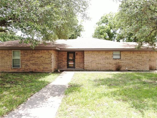 6605 US Highway 67 #84, Bangs, TX 76823