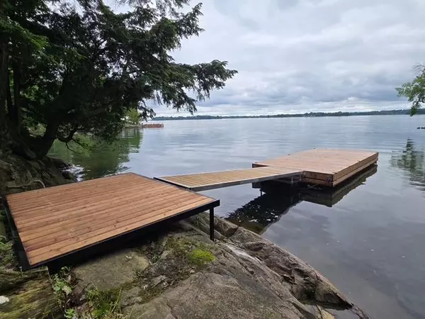 Frontenac Islands, ON K0E 1L0,118 Big Stave IS