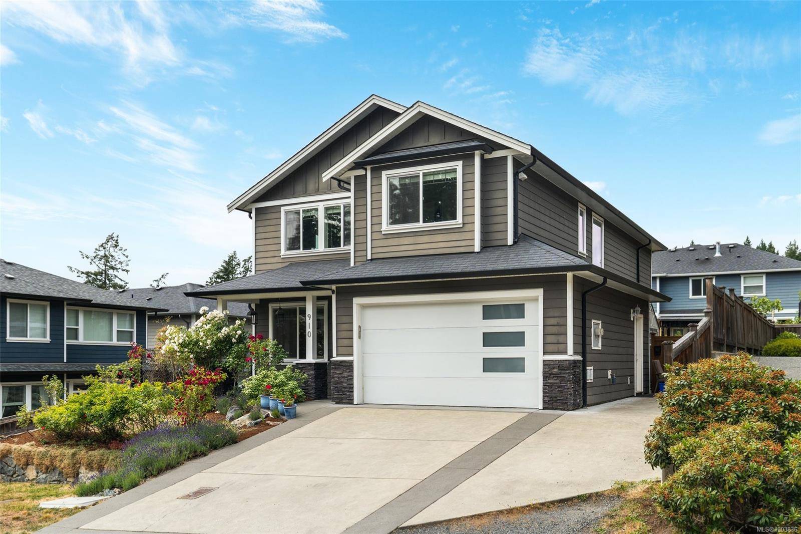 Langford, BC V9C 0L3,910 Ancona Ave