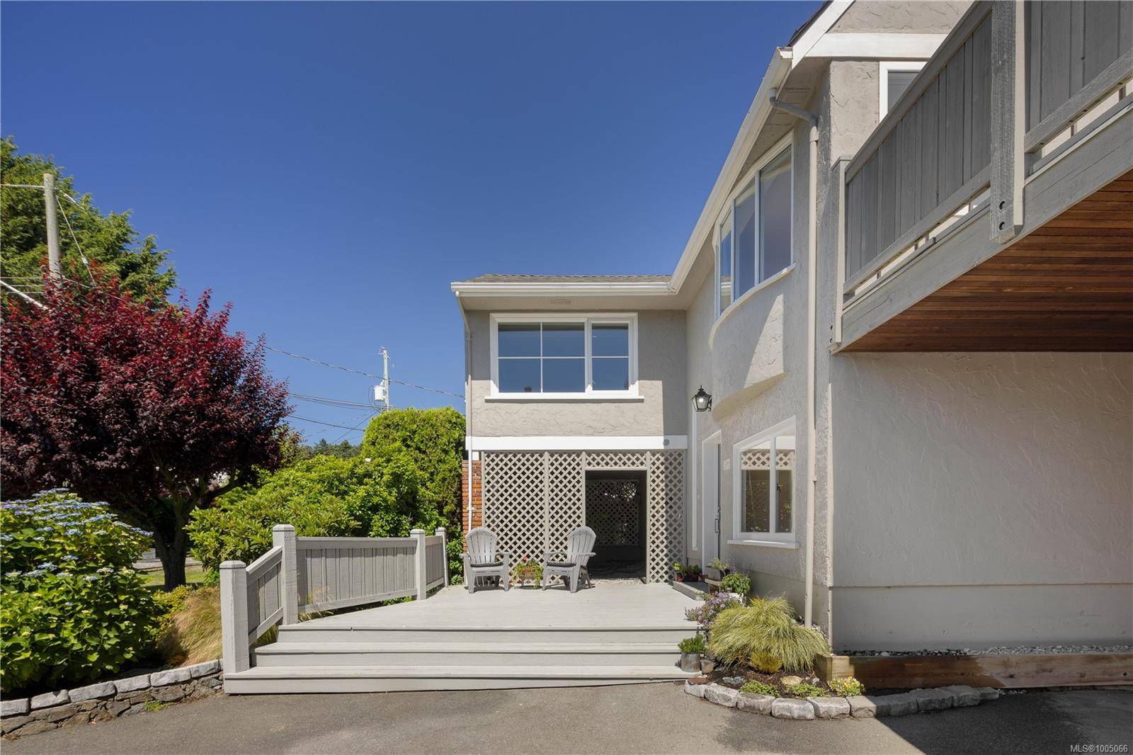 Saanich, BC V8P 3G8,2652 Killarney Rd