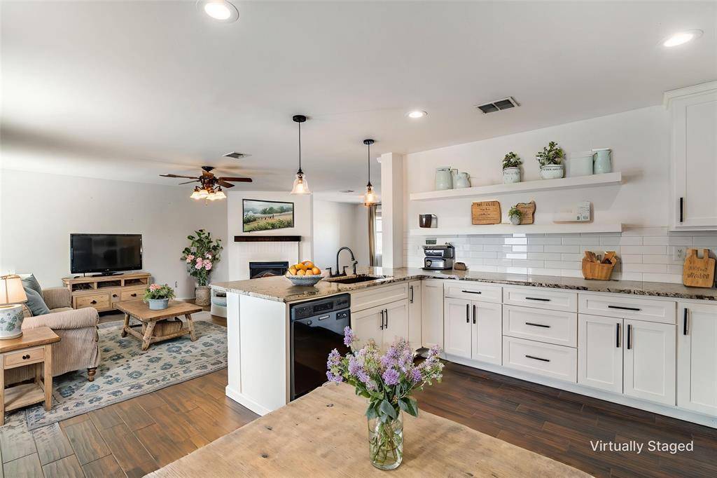 Rockwall, TX 75032,1663 Hickory Creek Lane