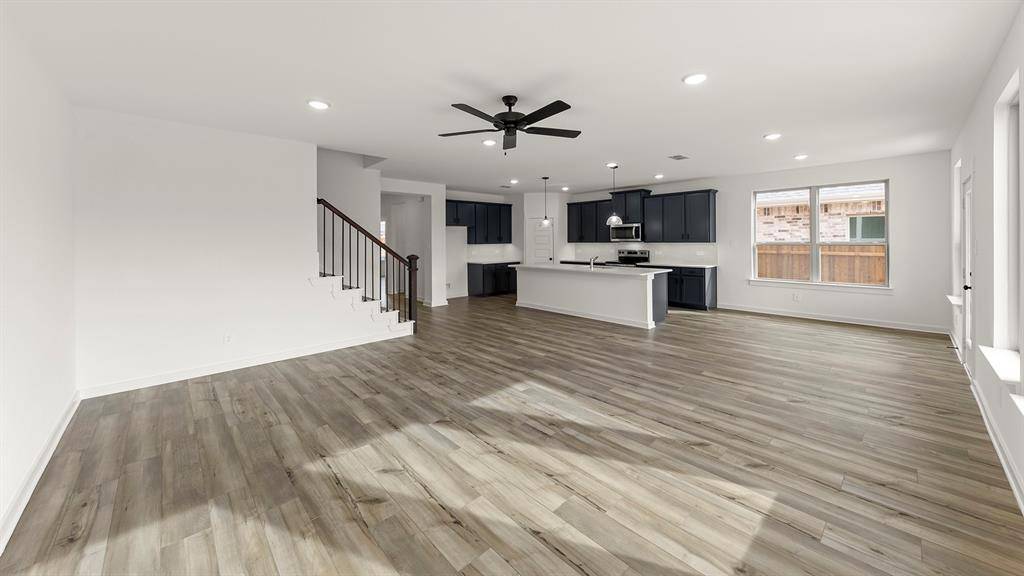 Waxahachie, TX 75167,405 Rivers Edge Drive