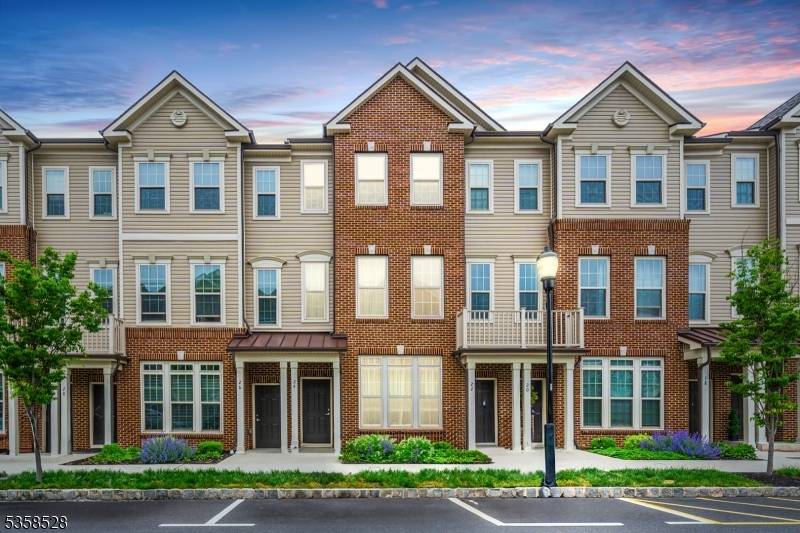 24 Sternadori Rd, Somerville Boro, NJ 08876