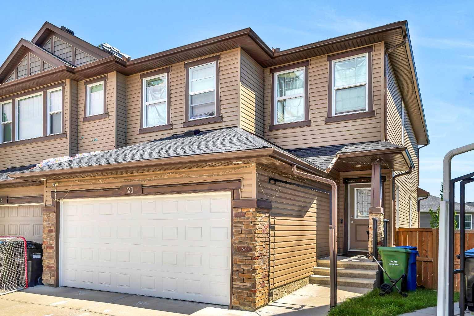 21 Evansglen Mews NW, Calgary, AB T3P 0P1
