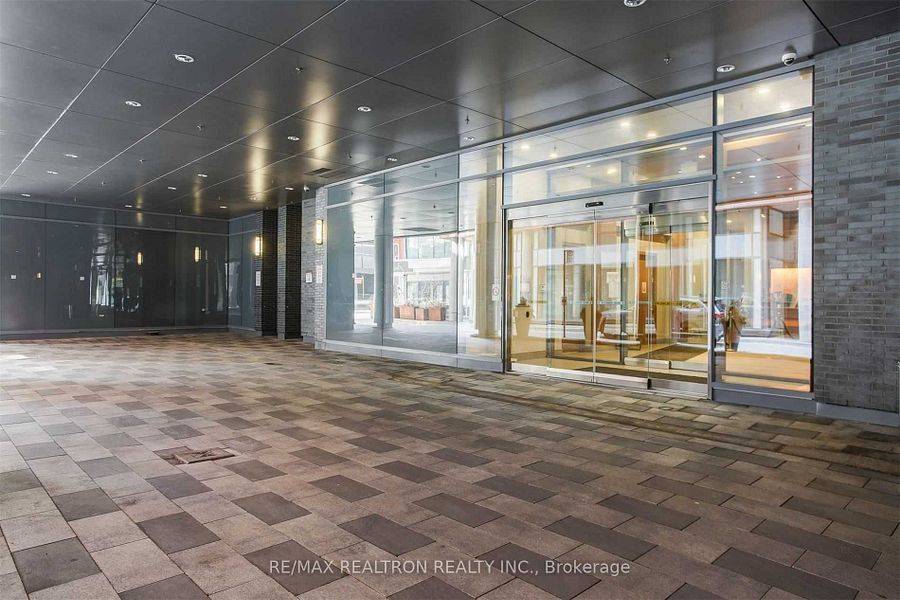 Toronto C01, ON M5V 1P7,295 Adelaide ST W #1003