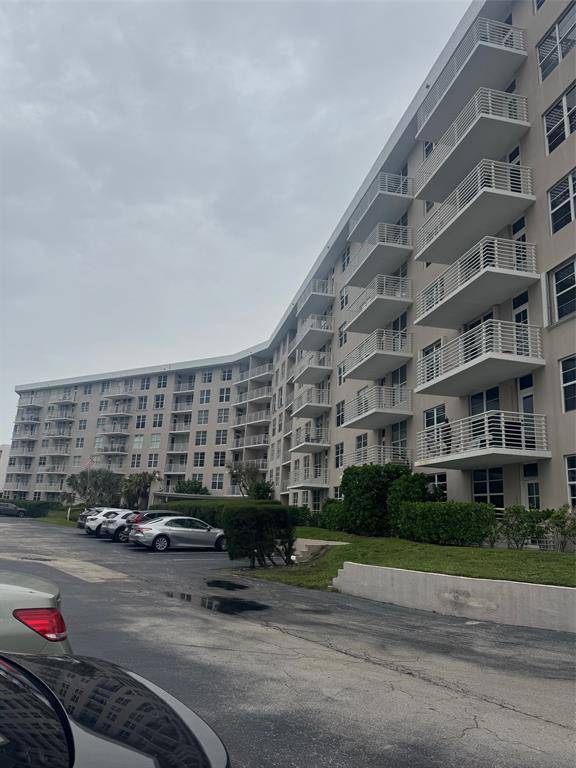 2851 S Ocean Blvd #E-2, Boca Raton, FL 33432