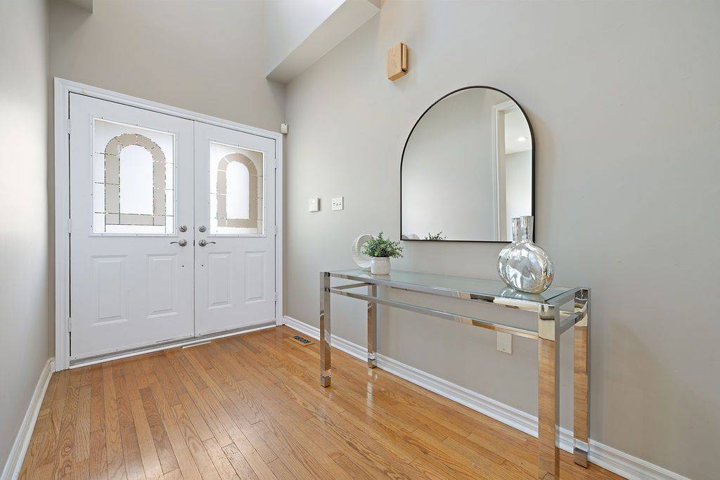 Oakville, ON L6H 6K5,1829 Glenvista DR