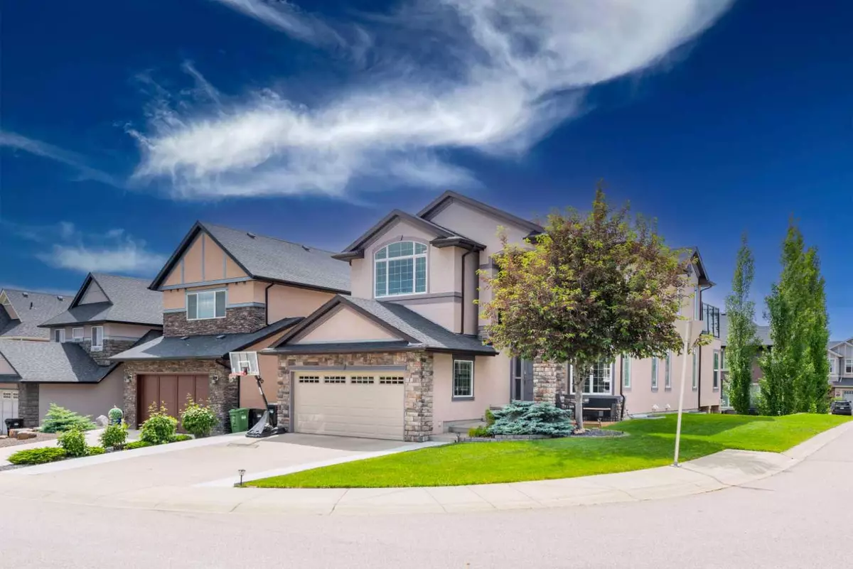 Calgary, AB T3H 0L6,35 Aspen Stone WAY SW