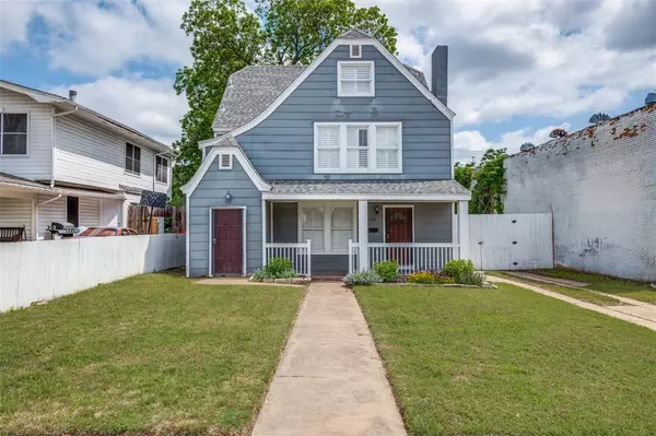 1009 Kings Highway, Dallas, TX 75208