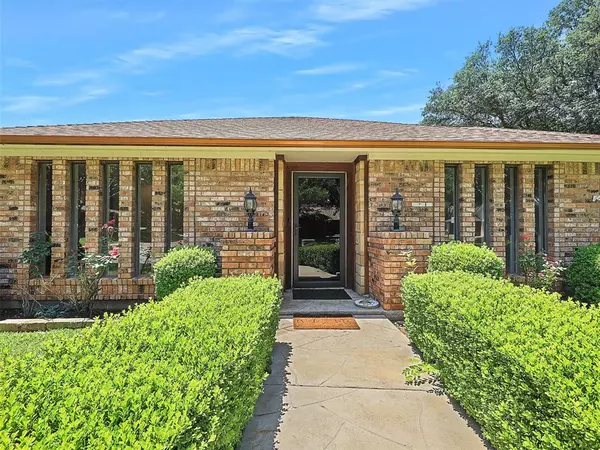 Fort Worth, TX 76179,9101 Westwood Shores Drive