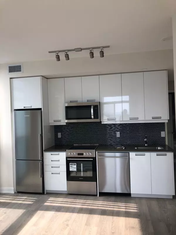 99 John ST #2504, Toronto C01, ON M5V 0S6