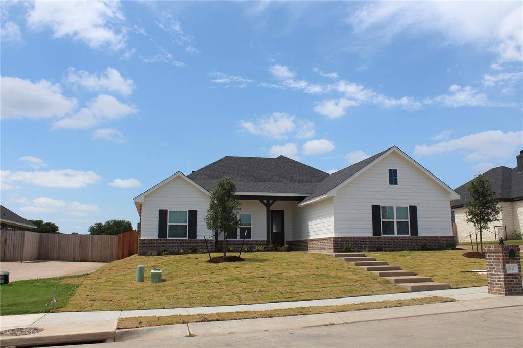 10117 Castleberry Lane, Waco, TX 76712