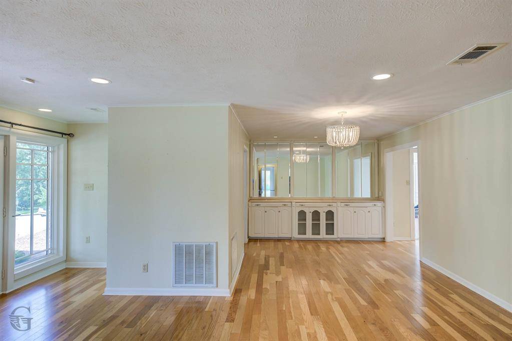 Minden, LA 71055,910 Drew Lane