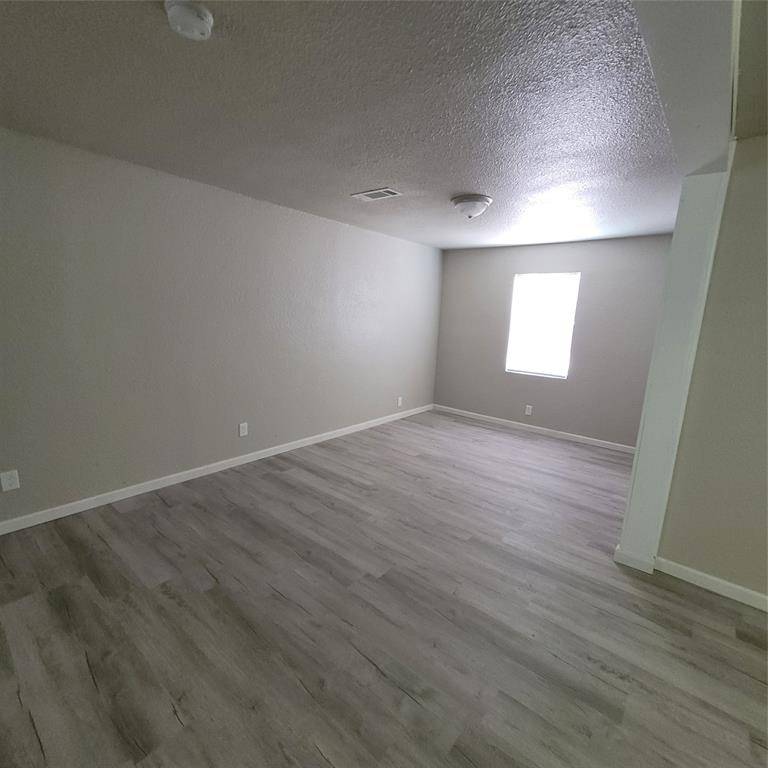 Alvarado, TX 76009,209 W Purdom Avenue