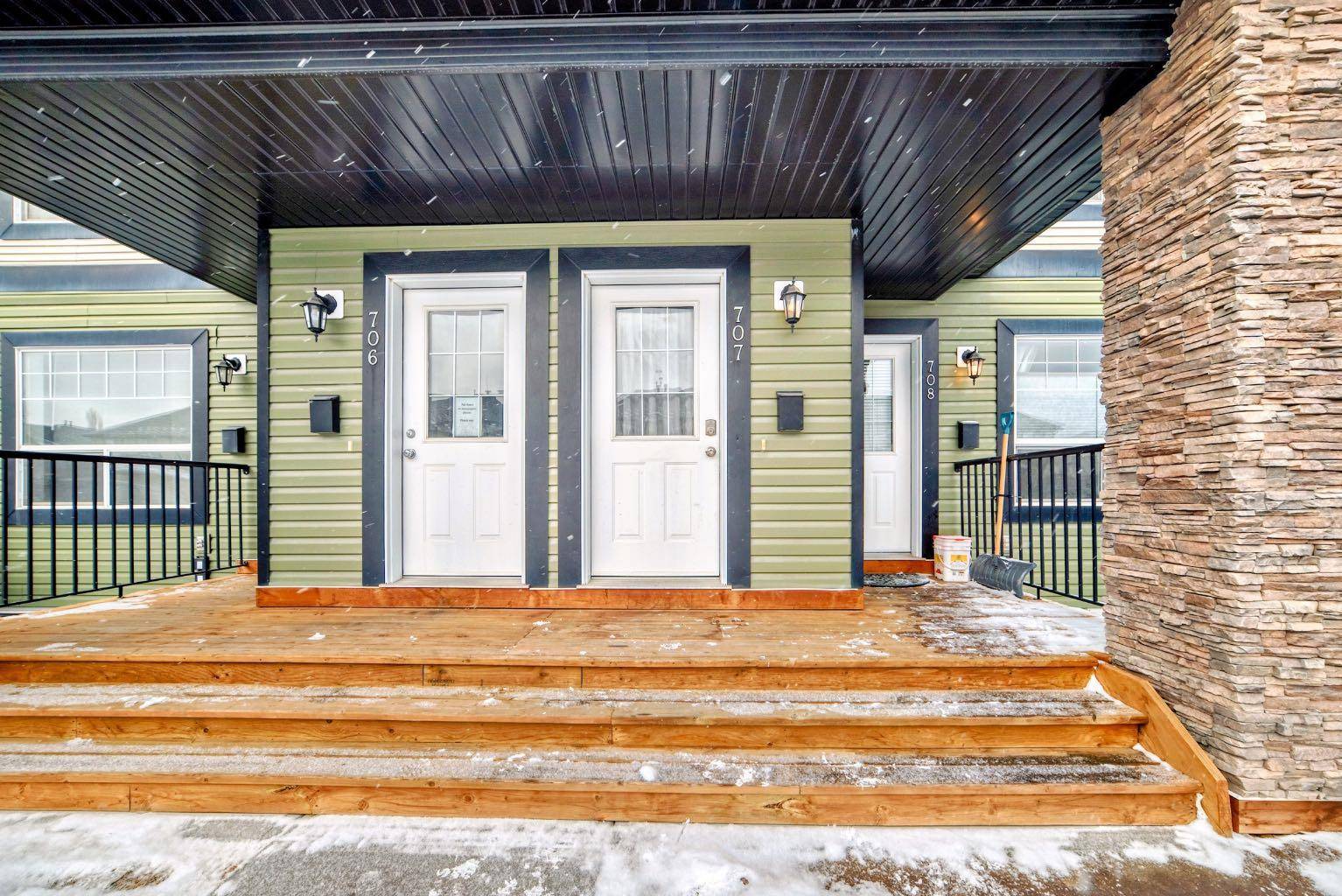 Airdrie, AB T4B3B5,140 Sagewood BLVD SW #707