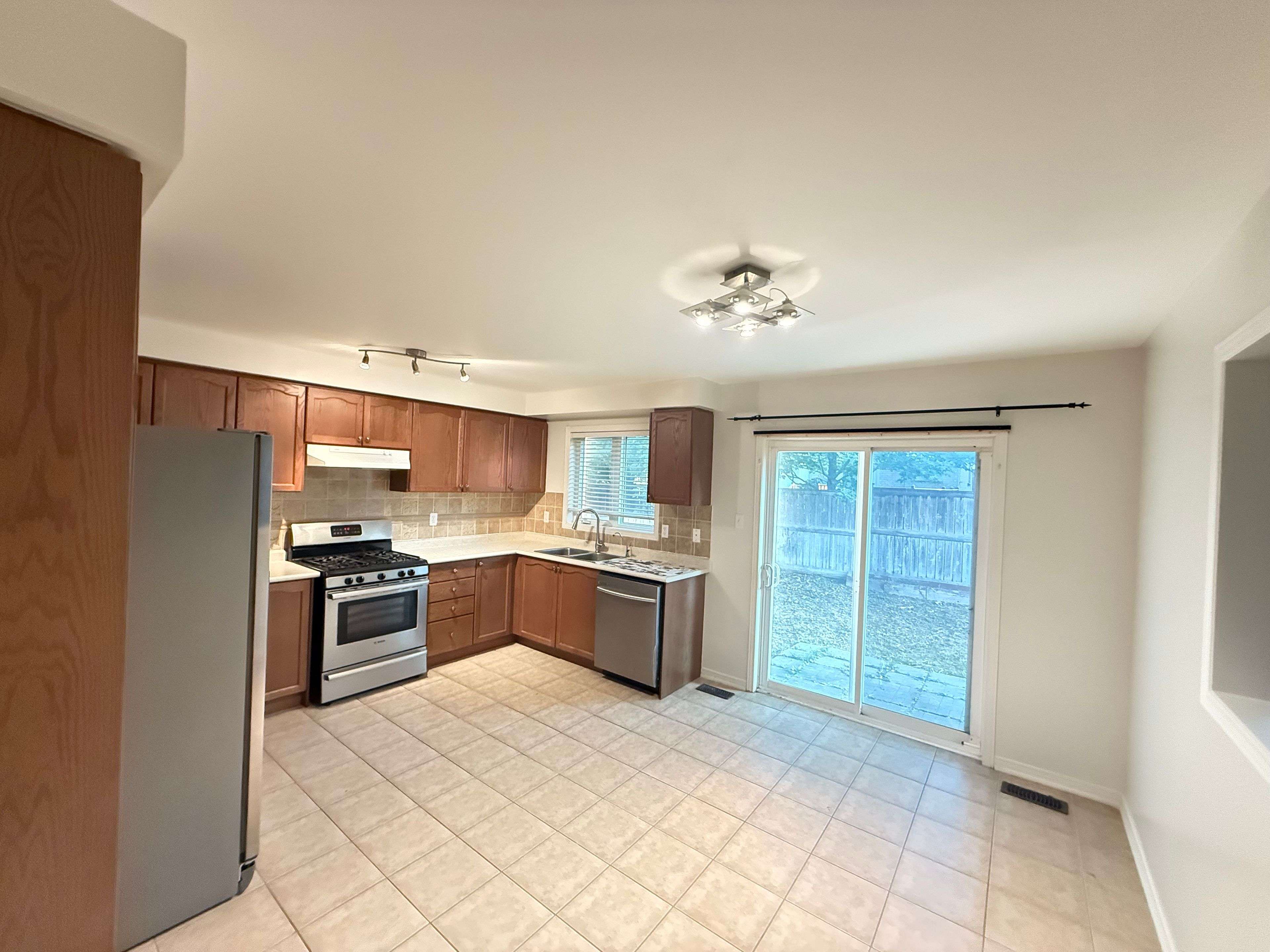 Whitchurch-stouffville, ON L4A 0R6,67 Duffin DR