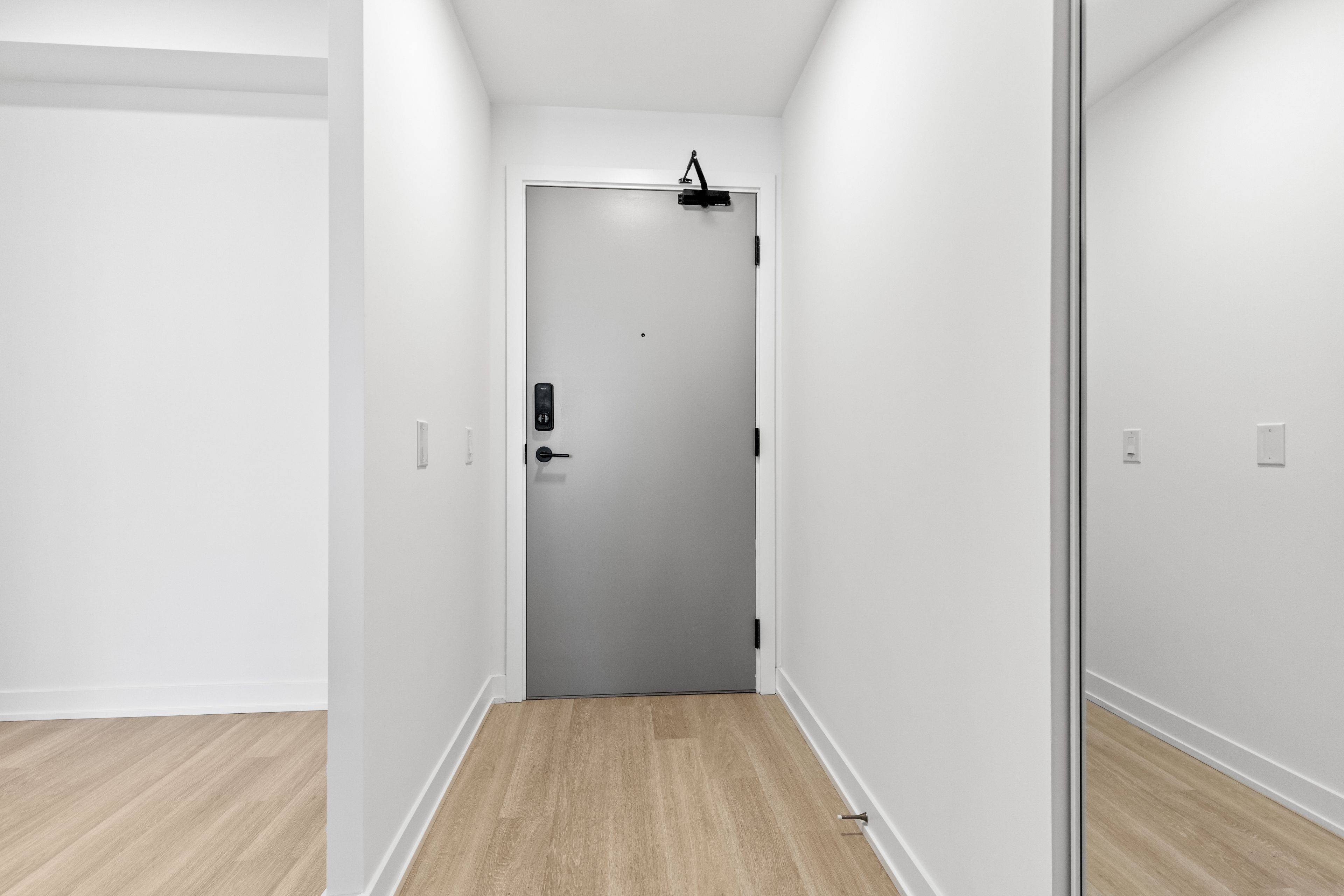Mississauga, ON L4Z 3X7,5105 Hurontario ST #803