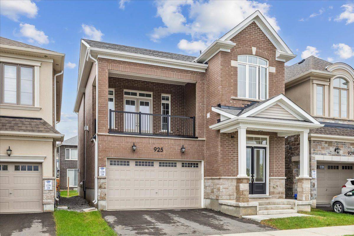 Milton, ON L9E 1P6,925 Hickory CRES