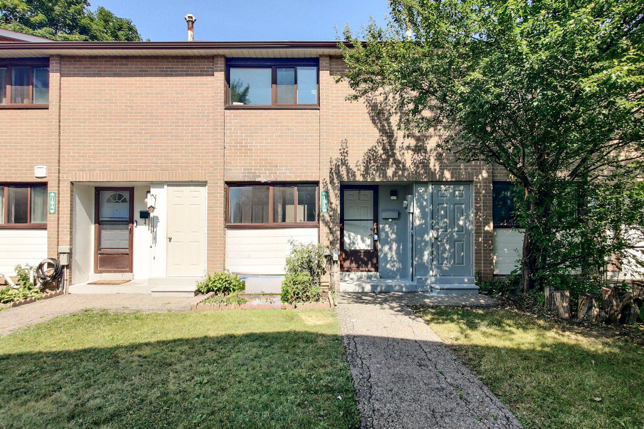 193 Fleetwood CRES #219, Brampton, ON L6T 2E6