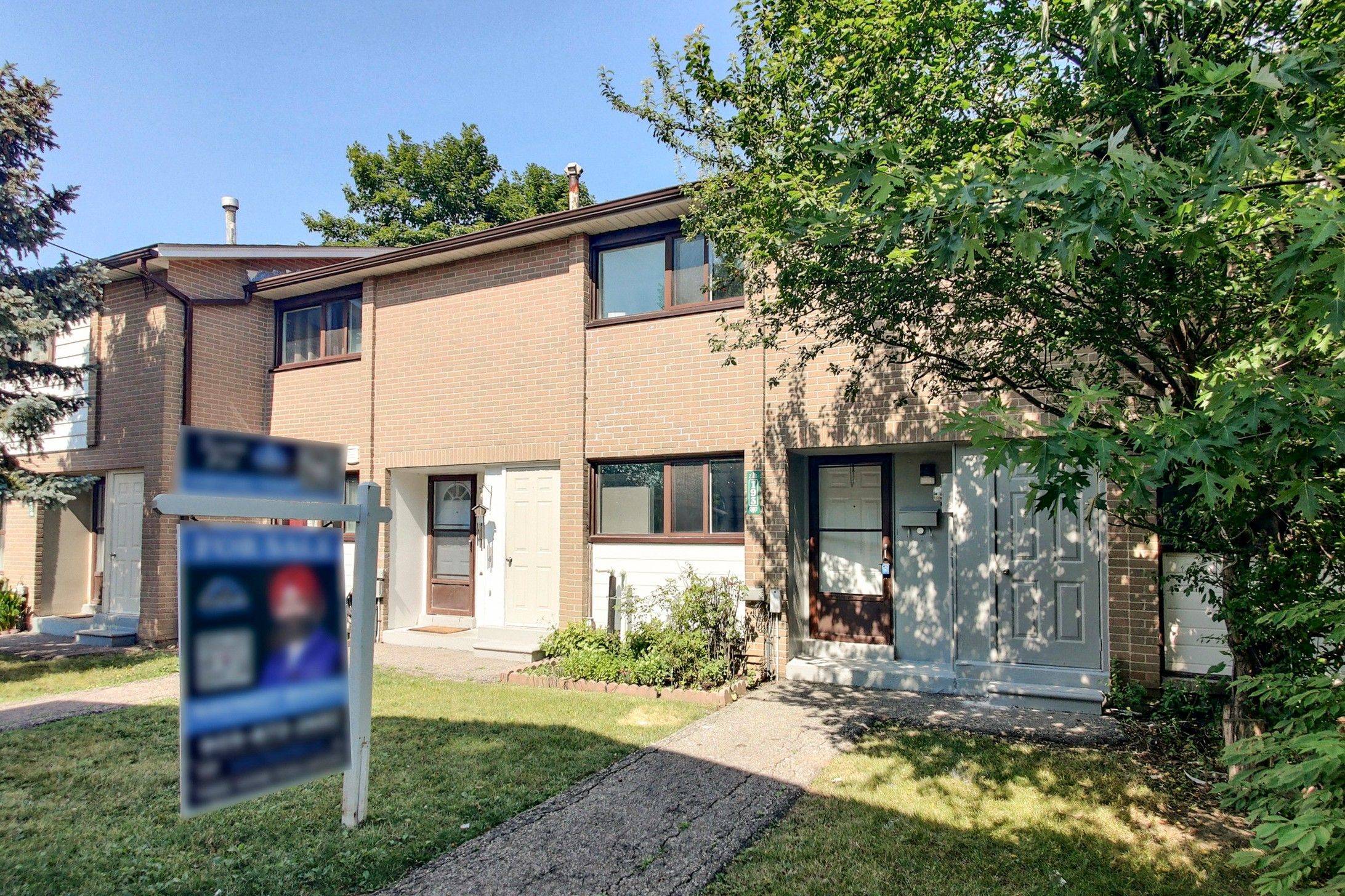 Brampton, ON L6T 2E6,193 Fleetwood CRES #219