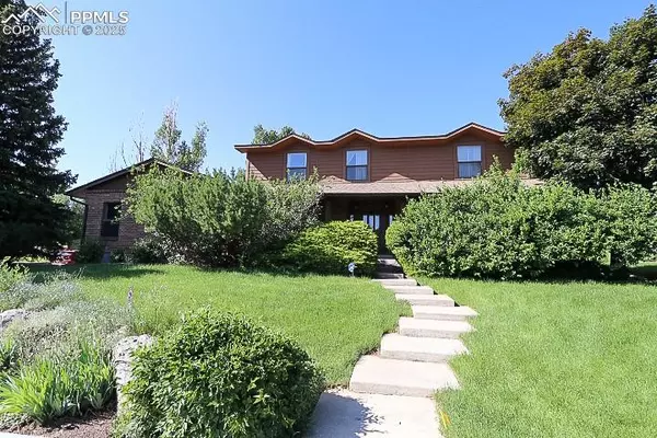 4170 Broadmoor Bluffs DR, Colorado Springs, CO 80906