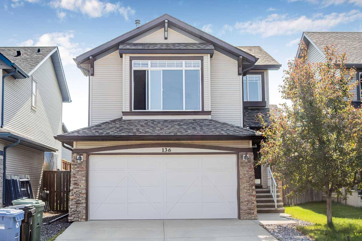 136 New Brighton DR SE, Calgary, AB T2Z 0E1
