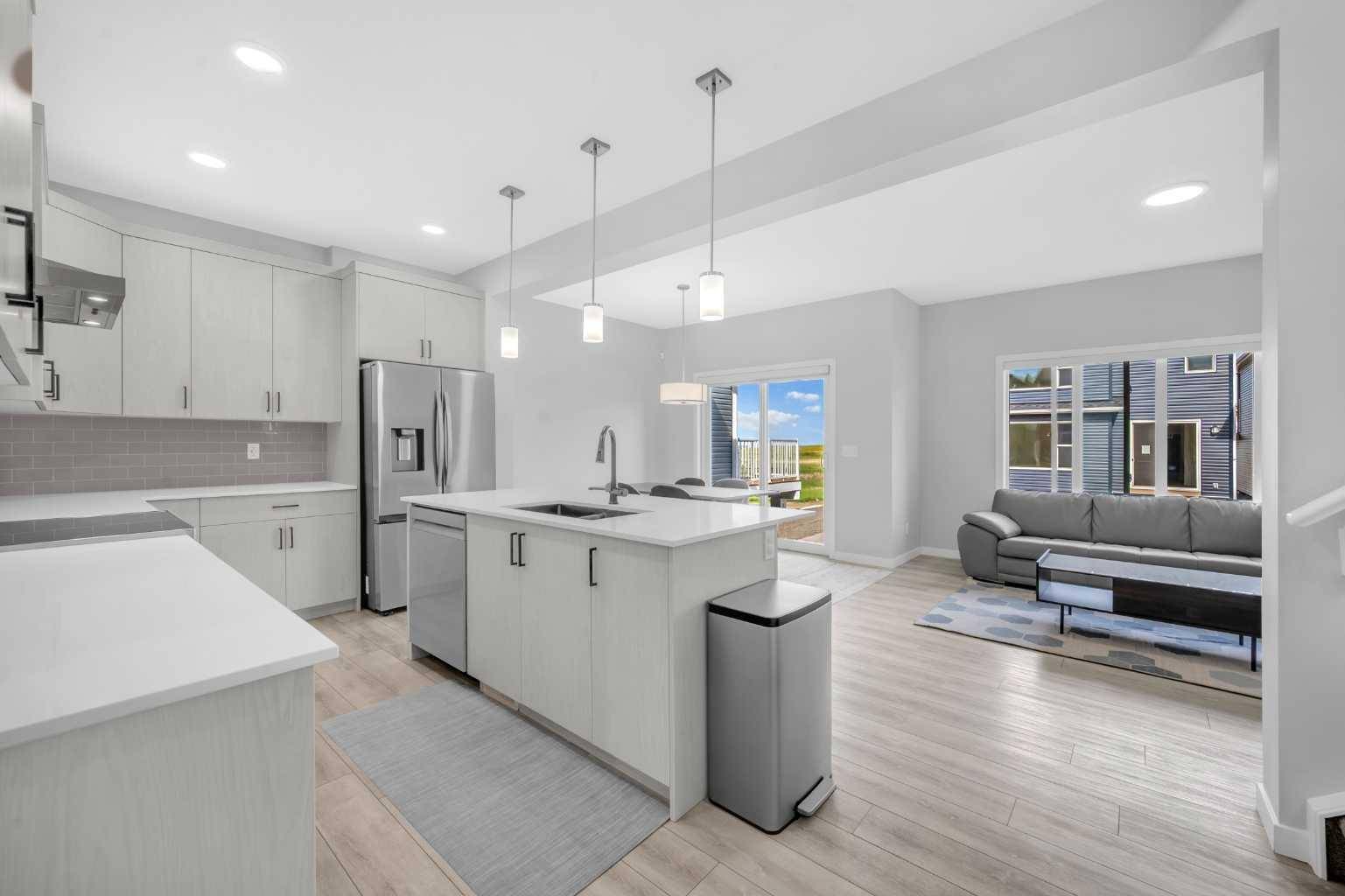 Calgary, AB T2X 5M2,154 Silver Spruce GRV Southwest