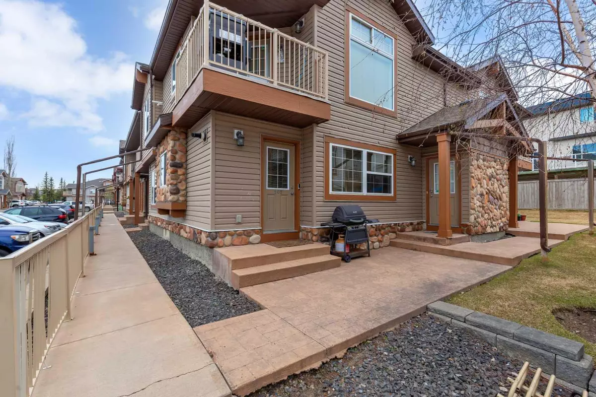 Calgary, AB T3K 0K8,90 Panatella LNDG Northwest #105