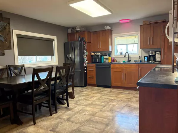 Colinton, AB T0G 0R0,51 Avenue #5204