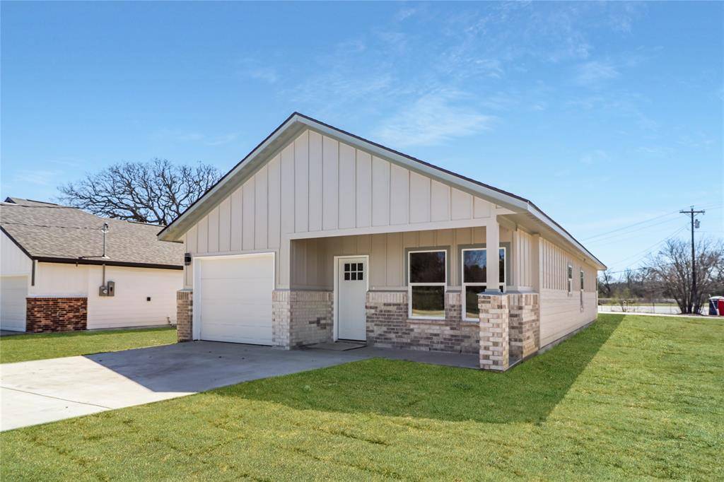 4035 Lake Street, Greenville, TX 75401