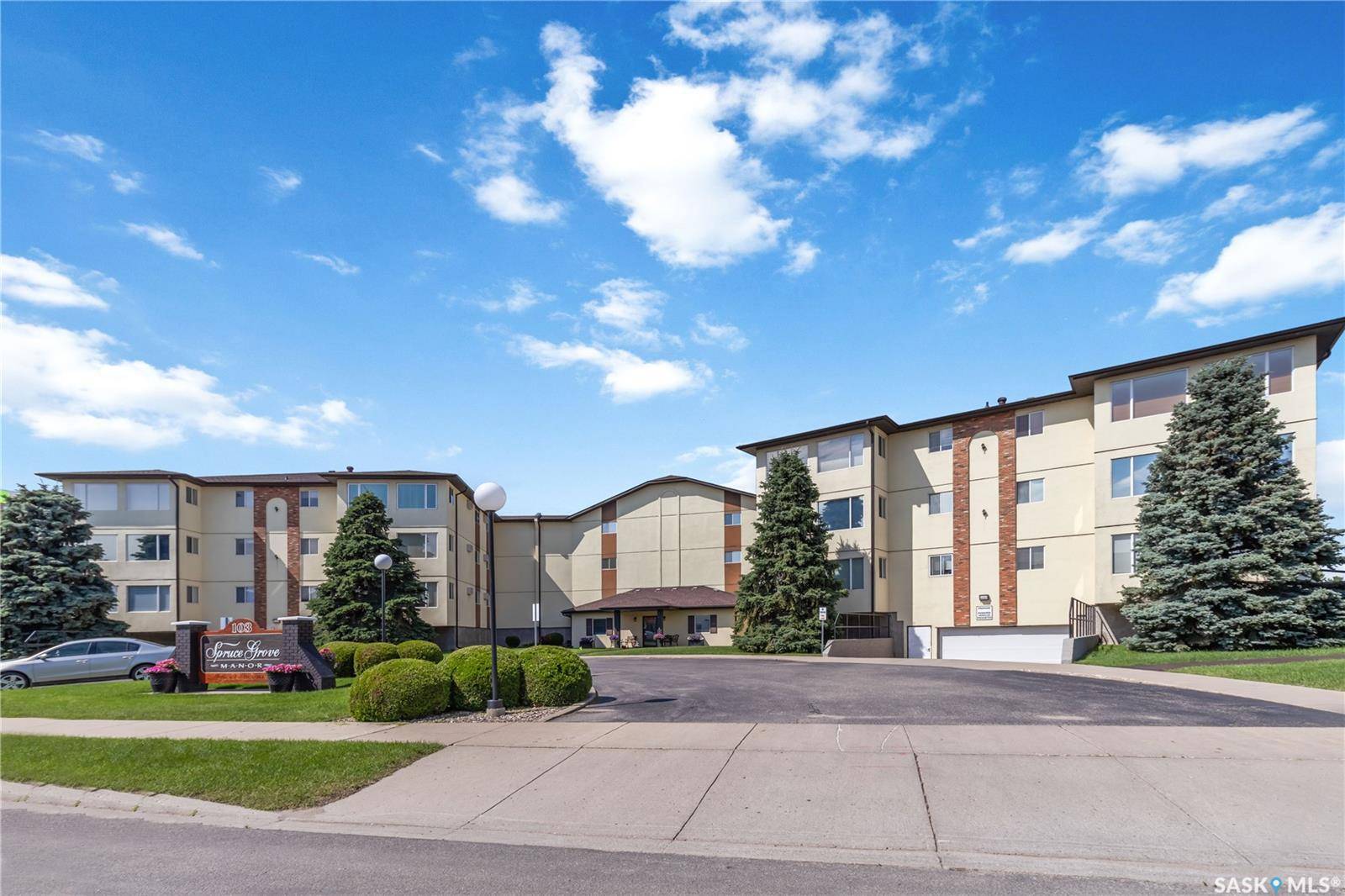 103 Keevil CRESCENT #104, Saskatoon, SK S7N 4L9